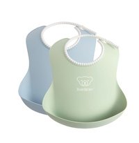 BABYBJÖRN - 2 small soft Bibs - Powder Green/ Powder Blue