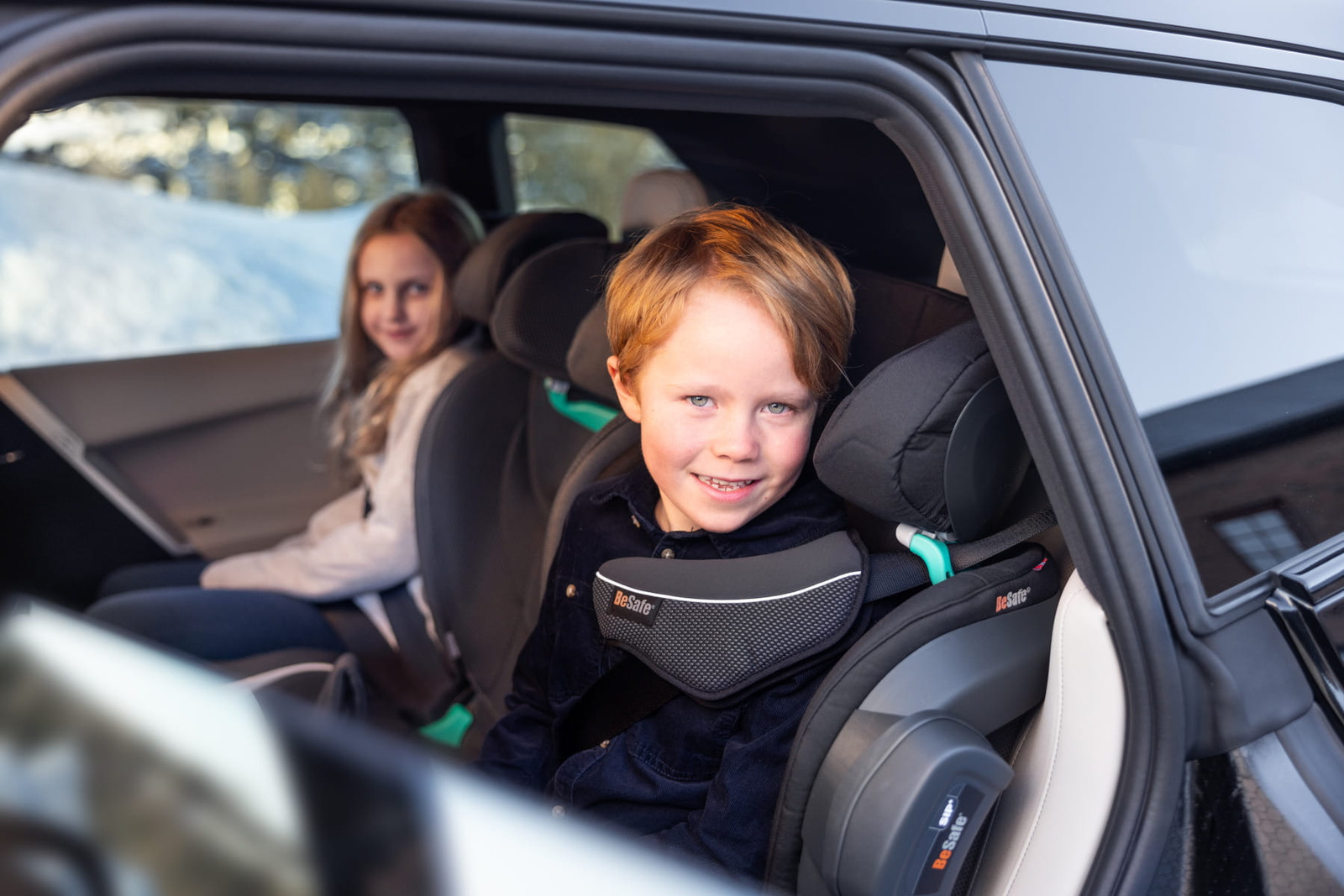 Fotelik samochodowy BeSafe Flex FIX 2 - antracyt mesh (pakowane po 1 szt.)