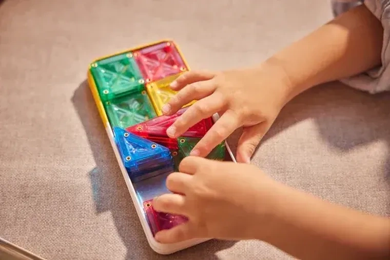 Cleverclixx Klocki magnetyczne Mini Intense, 28