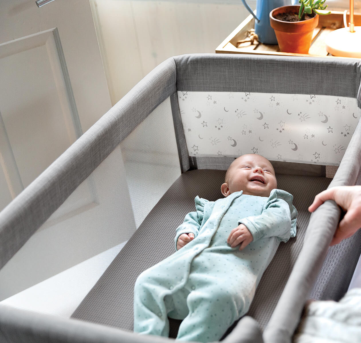 JOIE Łóżeczko Roomie Glide, Almond