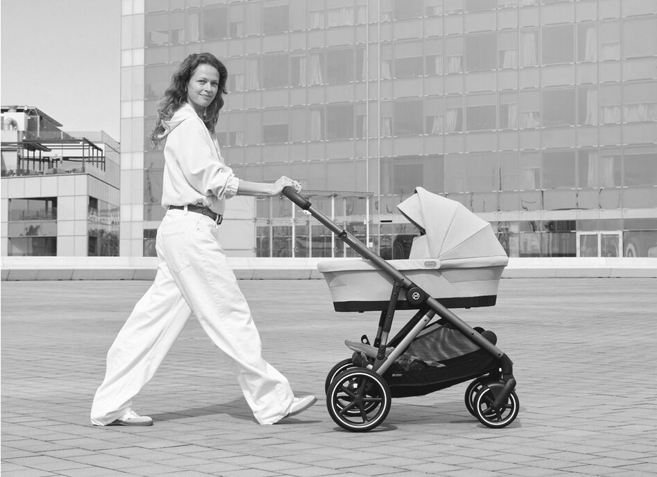 || CYBEX Gondola Gazelle S, Moss Green