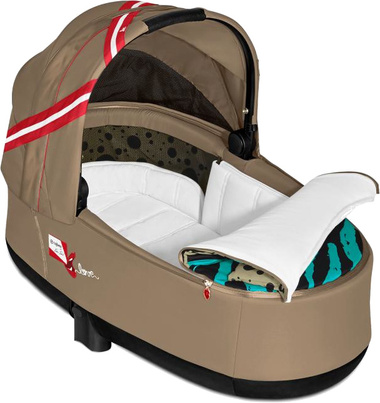 Cybex Carry Cot Lux - gondola do wózka Priam 4.0 | Karolina Kurkova One Love